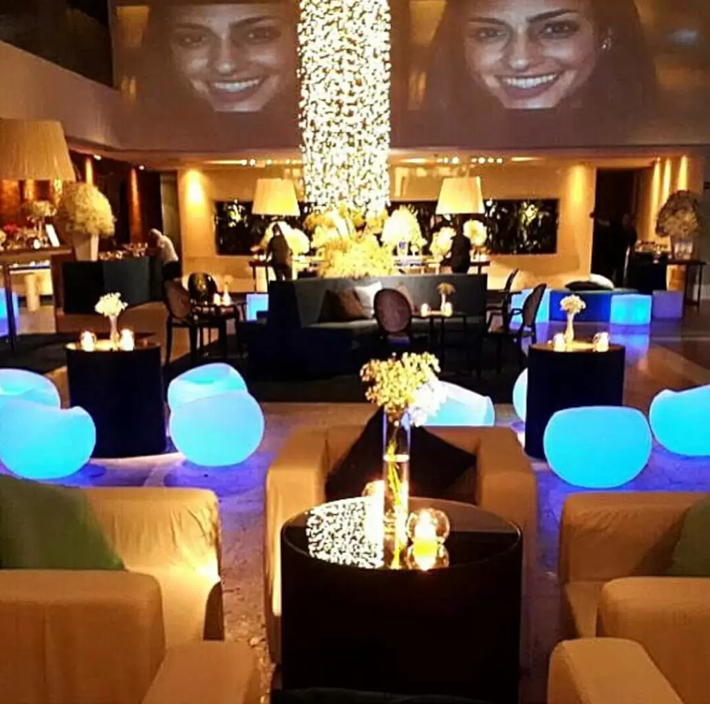 puff led redondo em festa 15 anos
